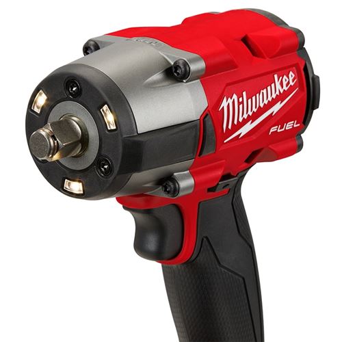 Milwaukee M18 Fuel 1/2 Mid-Torque Impact Wrench with Friction Ring Kit